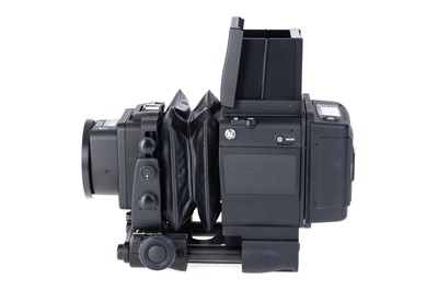 Lot 171 - A Comprehensive Fujifilm GX680 III Professional Medium Format Camera Outfit