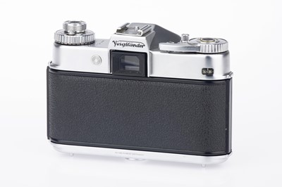 Lot 183 - A Voigtlander Bessamatic 35mm SLR Camera
