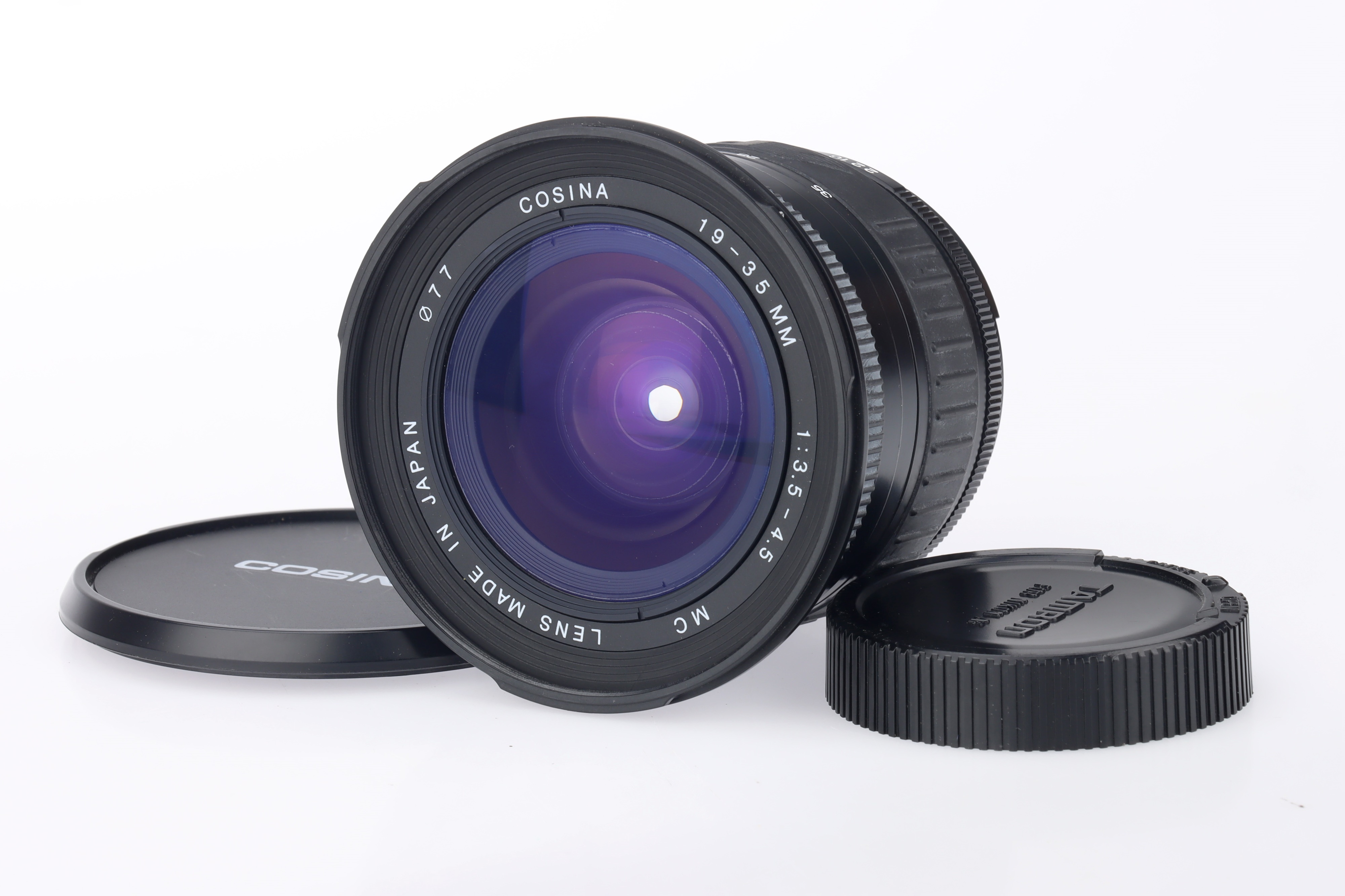 Cosine Lens Lot 418 - A Cosina 19-35mm f/3.5-4.5 MC Zoom Lens,