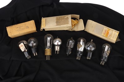 Lot 877 - Collection of 8 Ealy Radio Valves