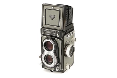 Lot 349 - A Rollei Rolleflex T TLR Camera