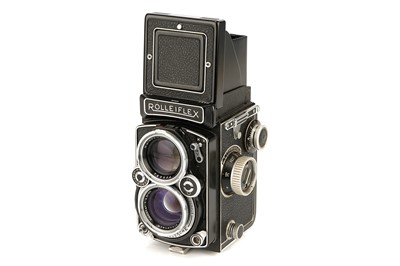 Lot 352 - A Rollei Rolleiflex 2.8D TLR Camera