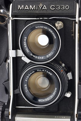 Lot 256 - A Mamiya C330 Medium Format TLR Camera