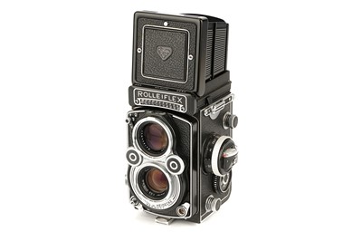 Lot 359 - A Rollei Rolleiflex 3.5F TLR Camera