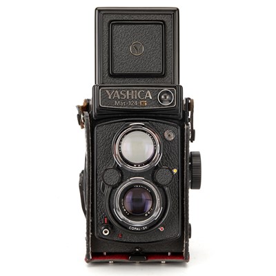 Lot 103 - A Yashica Mat-124G TLR Camera