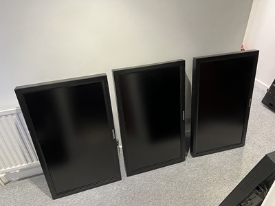 Lot 868 - 9 x Samsung 40 inch 400MX-3 LH40HBPLBC/EN LCD Display Televisions