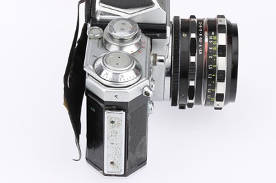 Lot 158 - A Selection of German SLR 35mm Film Cameras