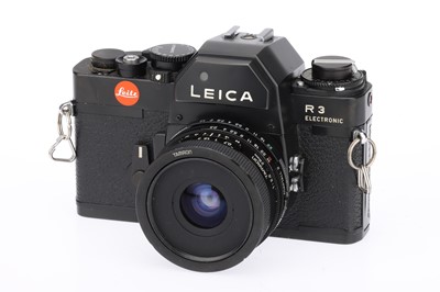 Lot 37 - A Leitz Portugal Leica R3 Electronic SLR 35mm Film Camera