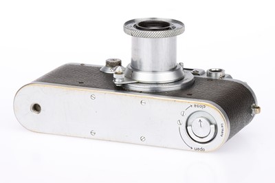 Lot 22 - A Leitz Wetzlar Leica IIIb Rangefinder 35mm Film Camera