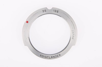 Lot 64 - A Voigtlander Color Skopar Classic f/2.5 35mm Lens