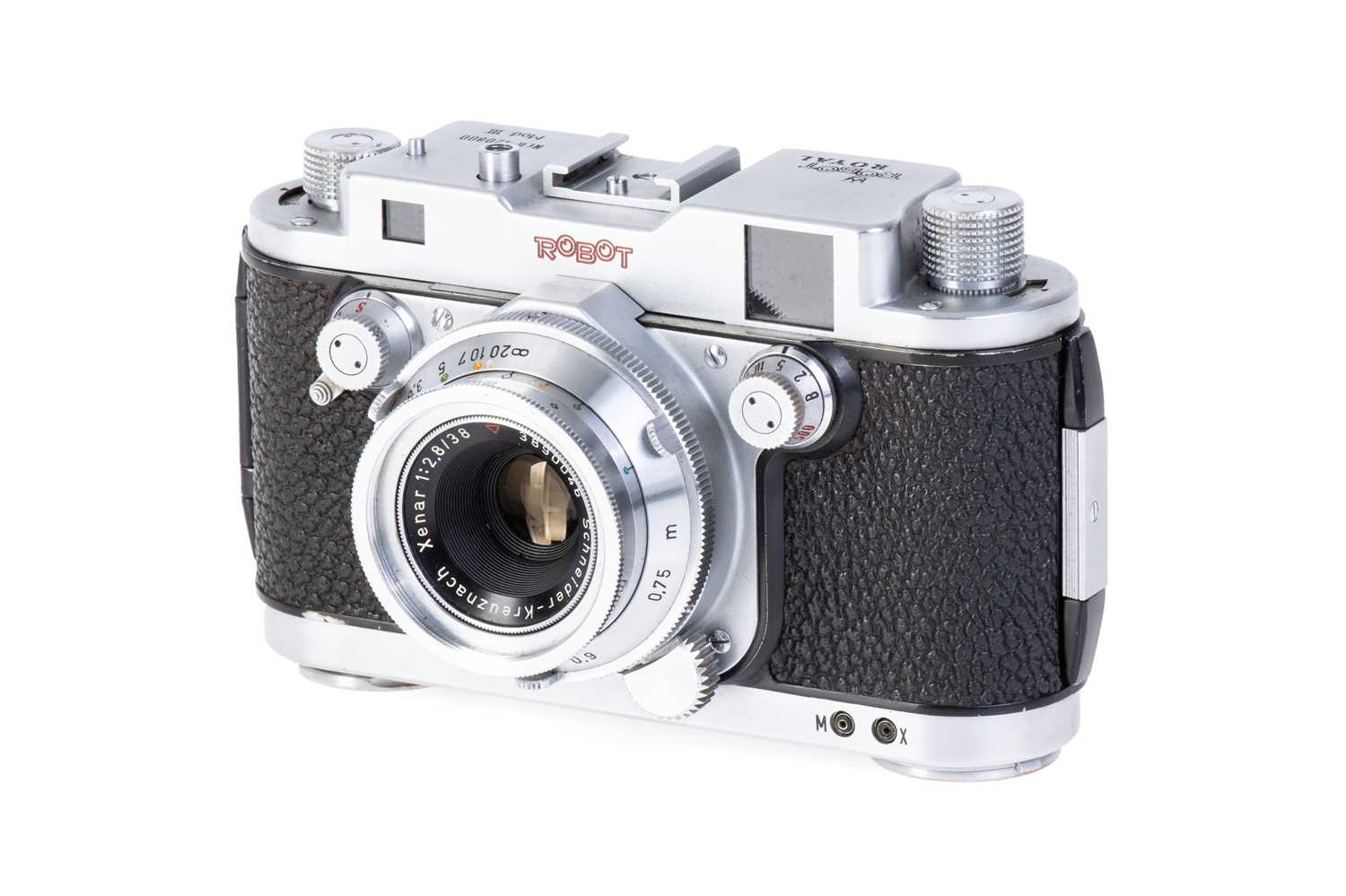 Lot 123 - A Berning Robot Royal III Rangefinder Camera