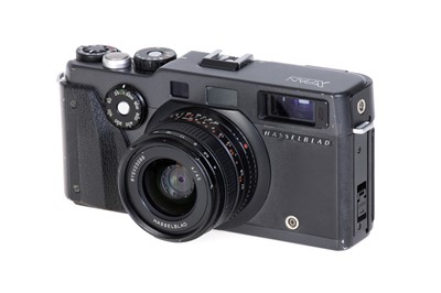 Lot 139 - A Hasselblad X-Pan Rangefinder Camera