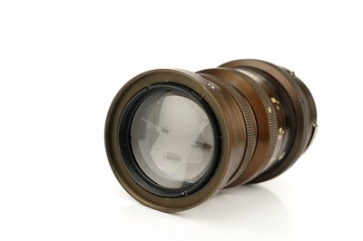 Lot 384 - A Hugo Meyer Trioplan f/2.8 100mm Lens