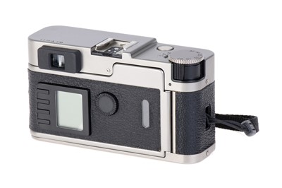 Lot 141 - A Leica CM Compact Camera