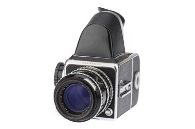 Lot 190 - A Hasselblad 1600F Medium Format Camera