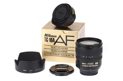 Lot 69 - A Nikon AF-S Nikkor ED DX f/3.5-4.5G IF Aspherical Lens