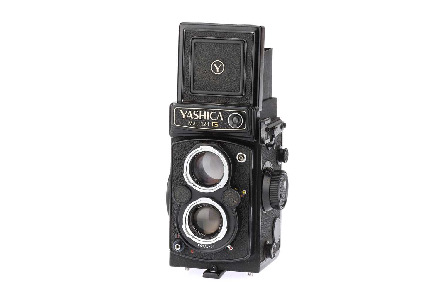 Lot 225 - A Yashica Mat-124G TLR Camera