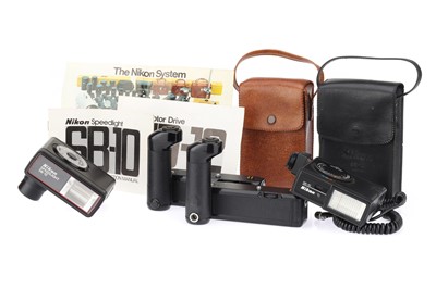 Lot 333 - A Selection of Nikon SLR Accessories