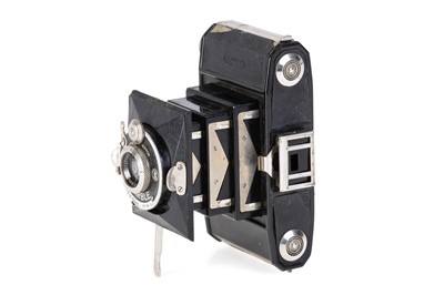 Lot 254 - A Minolta 'Best' Marble Camera