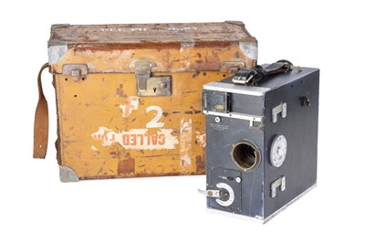 Lot 349 - A Newman & Sinclair Auto Kine 35mm Motion Picture Camera Body