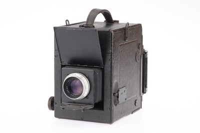 Lot 210 - An R.B. Graflex Series B Medium Format SLR Camera