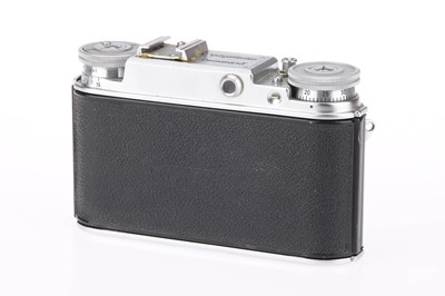 Lot 137 - A Voigtlander Prominent Rangefinder Camera