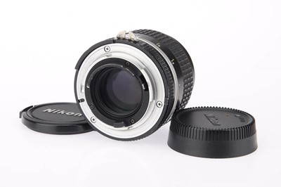 Lot 82 - A Nikon Ais Nikkor f/2 85mm Lens