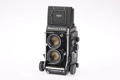 Lot 229 - A Mamiya C330 Professional S Medium Format TLR Camera