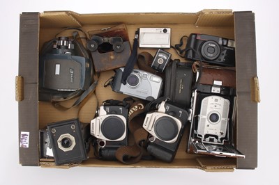 Lot 292 - A Collection of Various Cameras