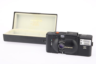 Lot 187 - An Olympus XA Compact Camera