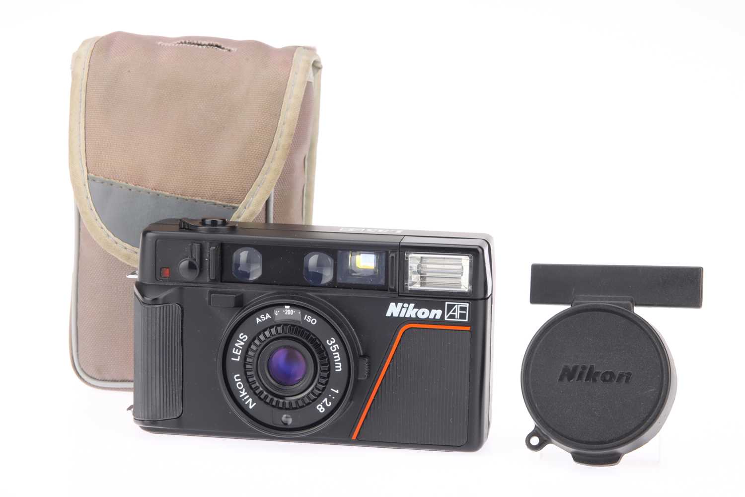 Lot 117 - A Nikon L35AF Compact Camera Lot 117 - A Nikon L35AF Compact Camera