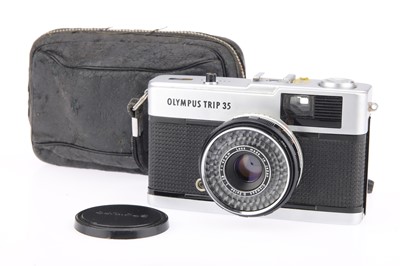 Lot 178 - An Olympus Trip 35 Compact Camera