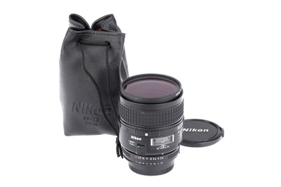 Lot 95 - A Nikon AF Micro-Nikkor f/2.8 60mm Lens