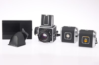 Lot 195 - A Hasselblad 500C/M Medium Format SLR Camera