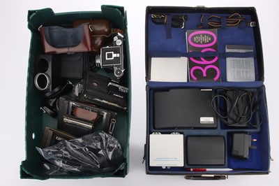 Lot 281 - A Selection of Various Cameras and Accessories