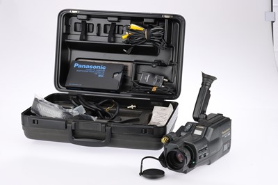 Lot 353 - A Panasonic MC20 Camcorder