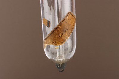 Lot 58 - A Large Original Muller Rontgenrohre X-ray Tube