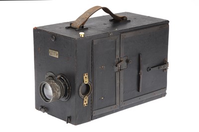 Lot 348A - An Important Early Newman & Sinclair Cine Camera