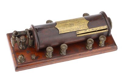 Lot 226 - An Unusual Gale's 'Self Acting Medical Electric Machine'