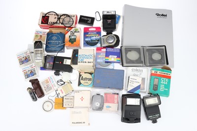 Lot 470 - A Collection of Filters and Flash Accessories