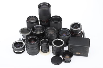 Lot 338 - A Selection of Various Lenses