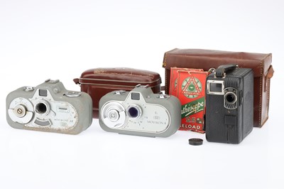 Lot 665 - A Zeiss Ikon Movikon 8 8mm Motion Picture Camera