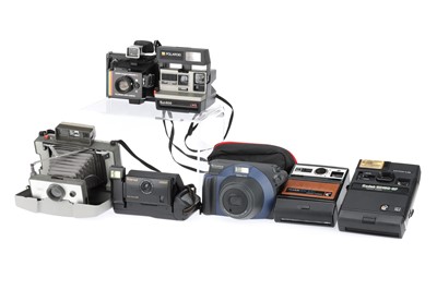 Lot 266 - A Selection of Instant Film Cameras