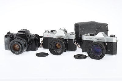 Lot 121 - A Selection of Three Japanese SLR Cameras