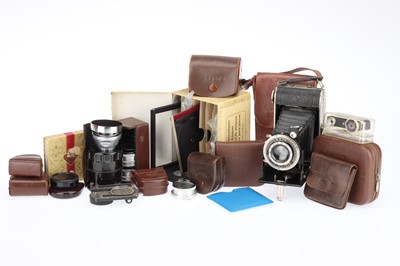 Lot 431 - A Selection of Rollei TLR Accessories