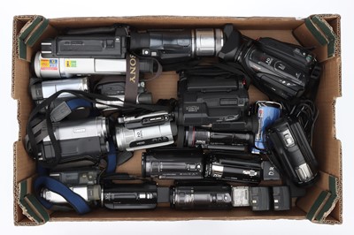 Lot 622 - A Large Selection of Digital Camcorders