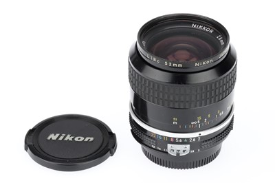 Lot 67 - A Nikon Ais Nikkor f/2 28mm Lens
