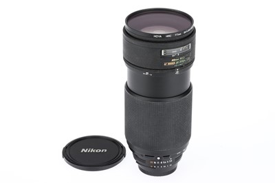 Lot 74 - A Nikon AF Nikkor ED f/2.8 80-200mm Lens
