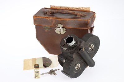 Lot 612 - a Filmo Camera 70 Clockwork Motion Picture Camera