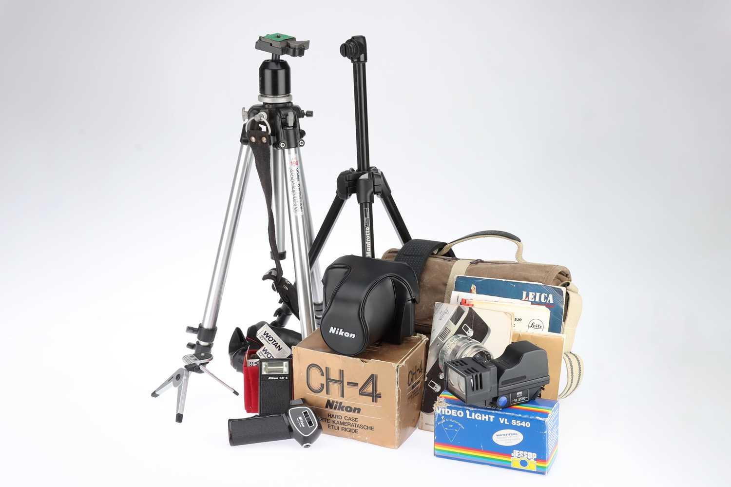 Lot 433 - A Box of Nikon and Other Accessories